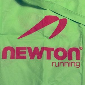 Newton Running bag